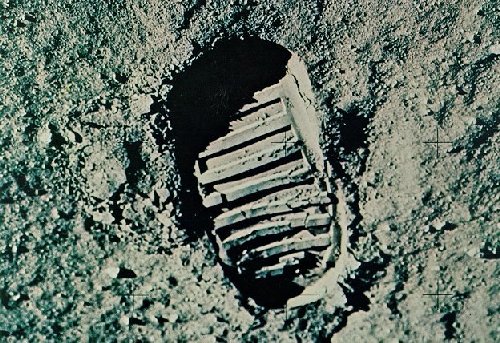 moon landing armstrong. Neil Armstrong Moon Landing